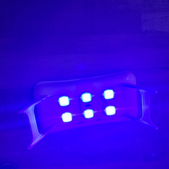 LAST LEFT! Mini Gel Lamp Gel Nails Polish UV LAMP LED Portable Travel Battery Op - Picture 5 of 8